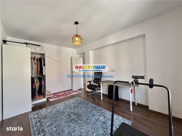 Casă cu 4 camere în Joița