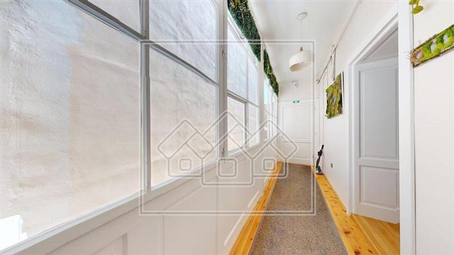 Apartament cu 2 camere decomandat în Ultracentral