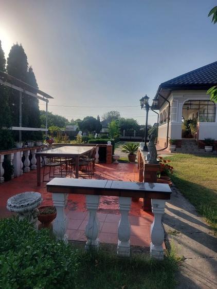 Casă cu 4 camere în Puchenii Mari