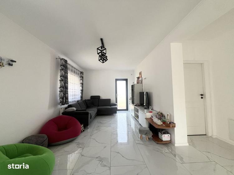 Duplex 3 camere, 72 mp utili, mobilat/utilat - Sanmihaiu Roman - 2