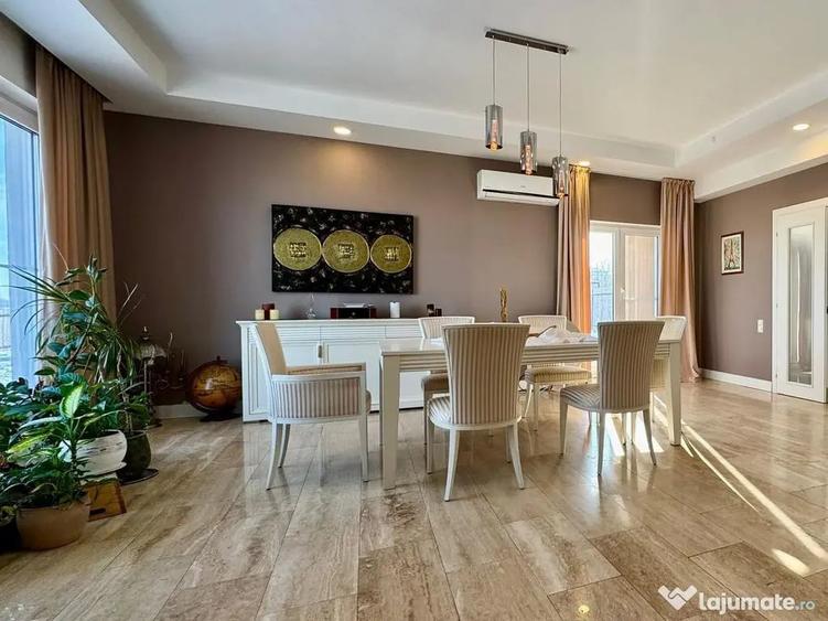Casă cu 7 camere cu Teren 650 Mp în Ștefăneștii de Jos