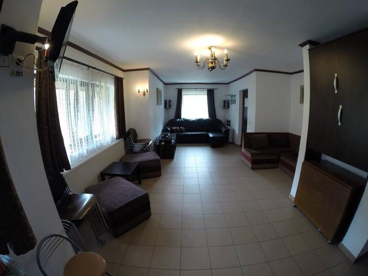 Casă cu 5 camere cu Teren 535 Mp în Nord-Est
