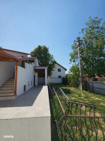 Casă cu 4 camere în Central