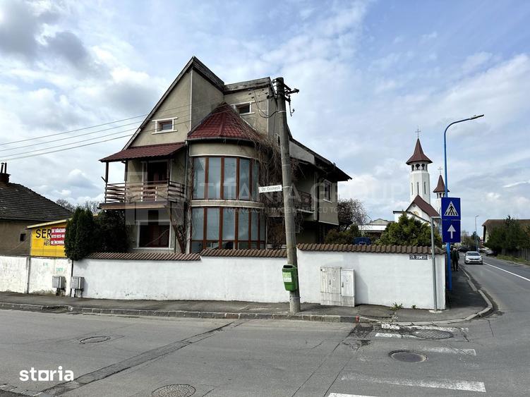 Casă cu 8 camere cu Canalizare în Bartolomeu