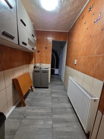 Apartament cu 2 camere semidecomandat în Obor
