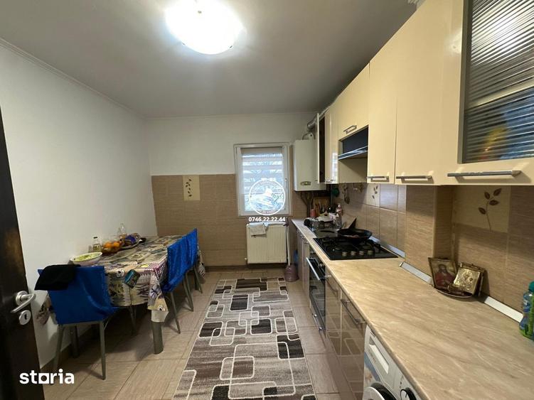Apartament cu 3 camere decomandat în Tătărași