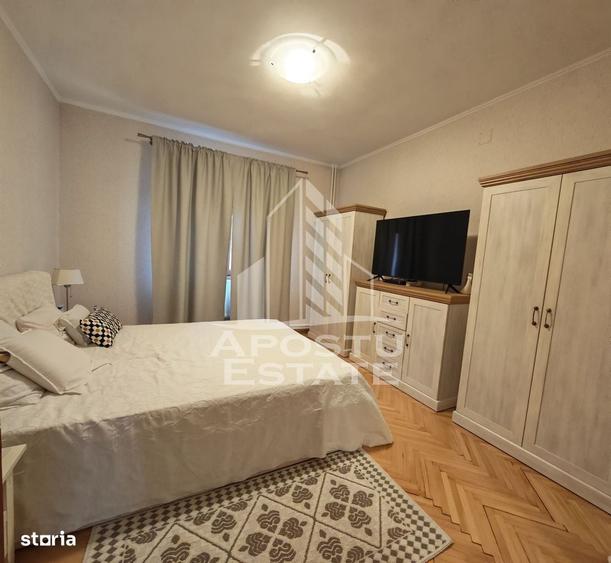 Vila cu 11 camere, renovata, de vanzare, zona Lipovei - 2