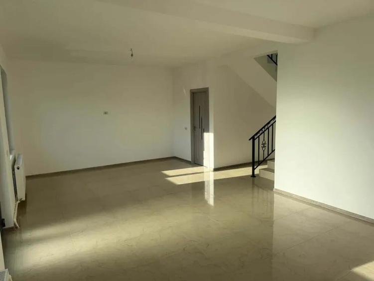 Vand Casa Noua P+1 In Localitatea Lumina - 2