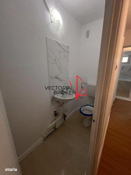 Apartament cu 3 camere decomandat în Dristor