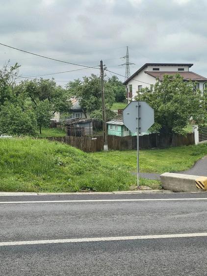 Teren de 3100 mp, în Central