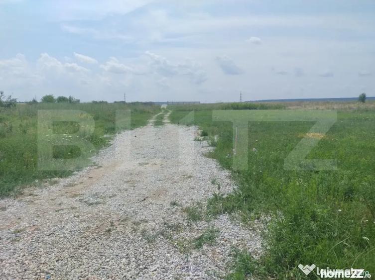 Teren de 500 mp, în Brestei