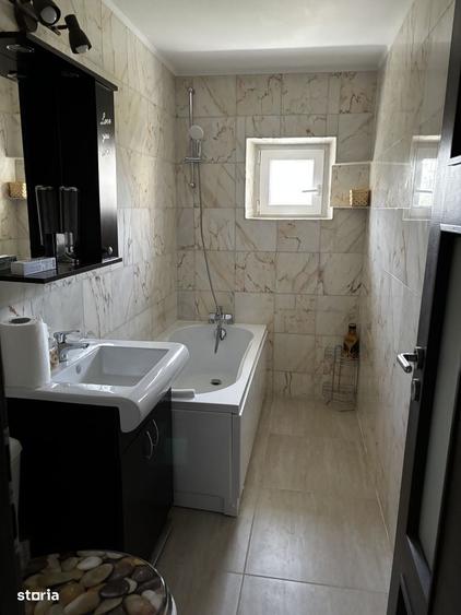 Apartament cu 4 camere decomandat în 13 Septembrie