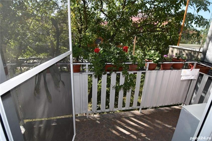 Apartament cu 3 camere decomandat în Buziaș