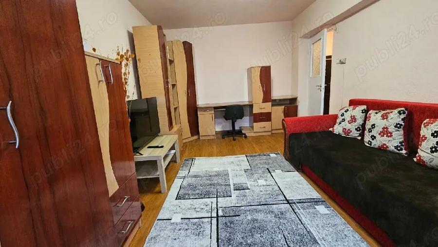 Garsonieră decomandată în Zamfirescu