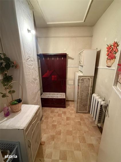 Apartament cu 4 camere în Mircea cel Bătrân