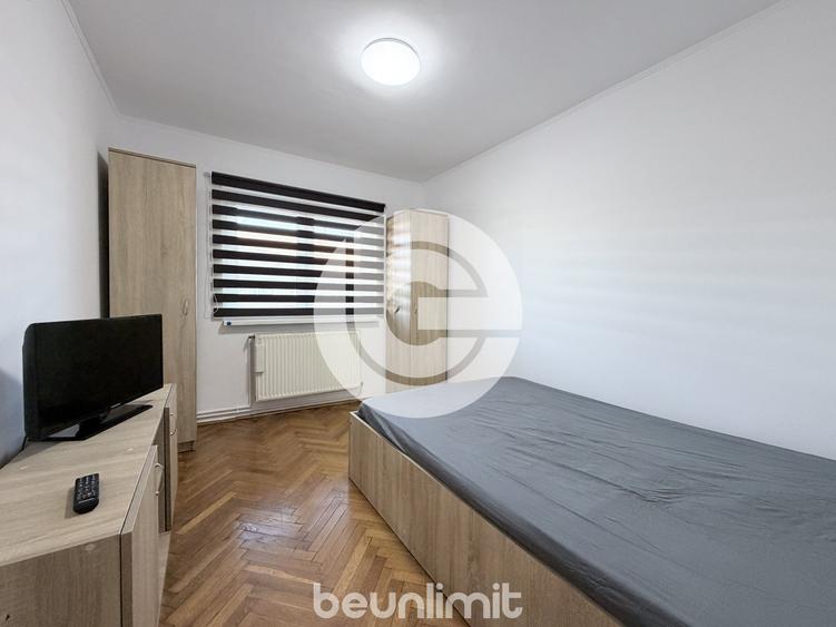 Apartament cu 3 camere semidecomandat, mobilat în Central
