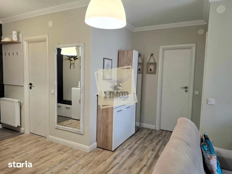 Apartament cu 3 camere decomandat în Turnișor