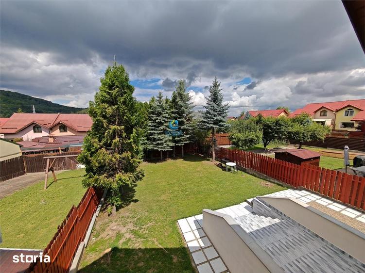 Casă cu 4 camere cu Teren 445 Mp în Bunloc