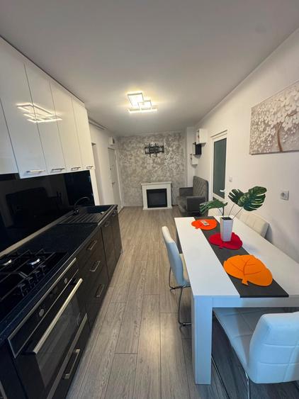 Apartament cu 2 camere decomandat în Central