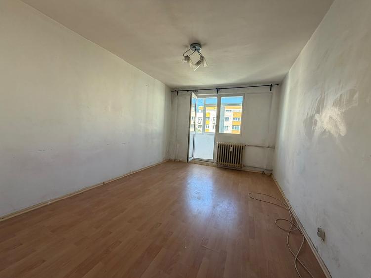 Apartament cu 2 camere decomandat în 1 Decembrie 1918