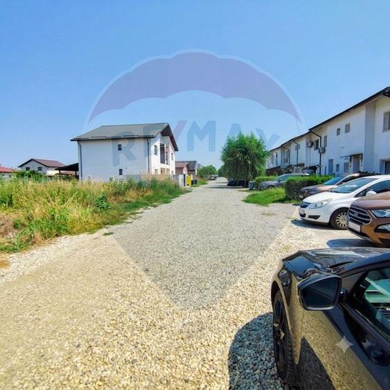 Teren Construcții intravilan de 429 mp, în Cornetu