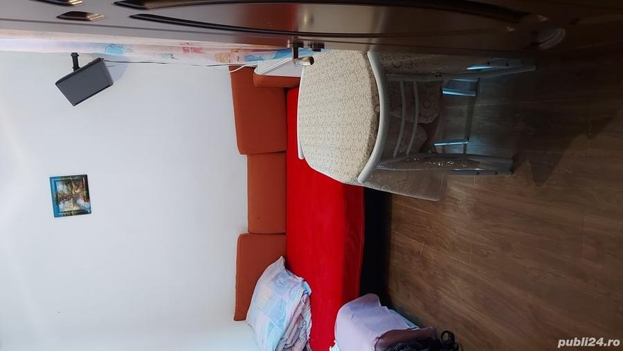 Casă cu 6 camere în Curtici