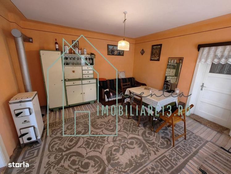 Casă cu 4 camere în Central