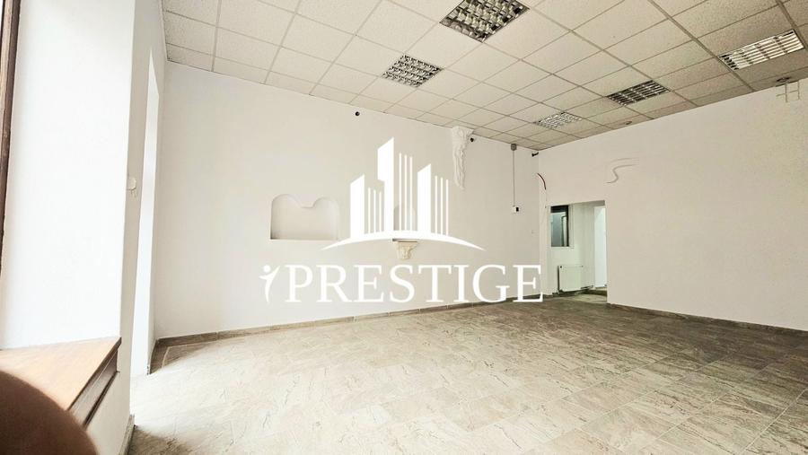 Spațiu comercial, de 57 mp, în Central