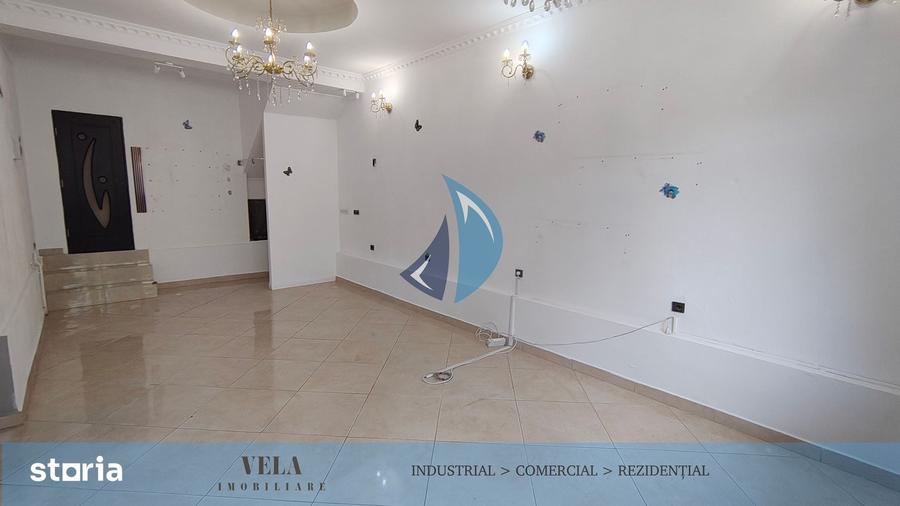 Spațiu comercial, de 64 mp, în Central