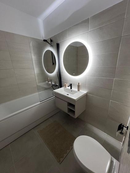Apartament cu 2 camere decomandat în Olteni