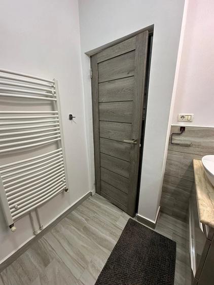 Apartament cu 2 camere semidecomandat în Dumbrăvița