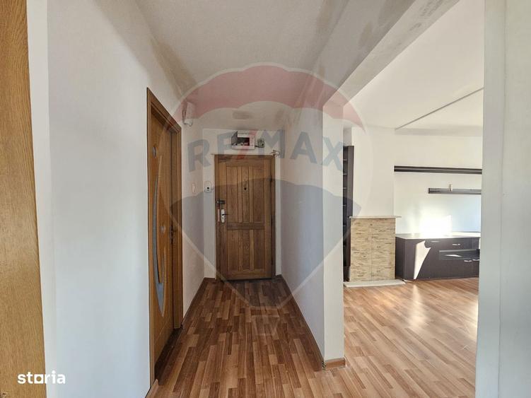 Apartament cu 3 camere în Central