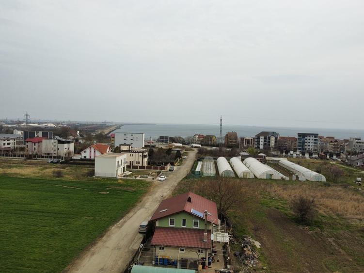 Teren Construcții intravilan de 400 mp, în Agigea
