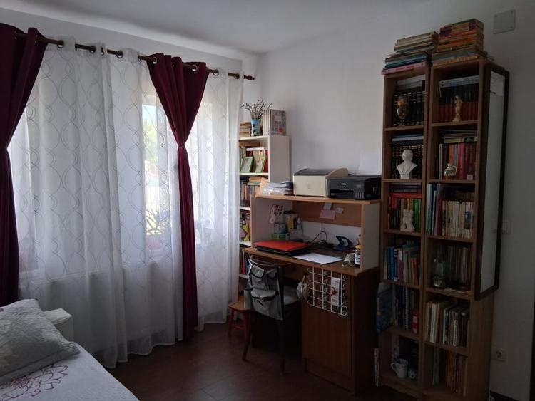 Casă individuală cu 4 camere cu Canalizare în Sânmihaiu Român