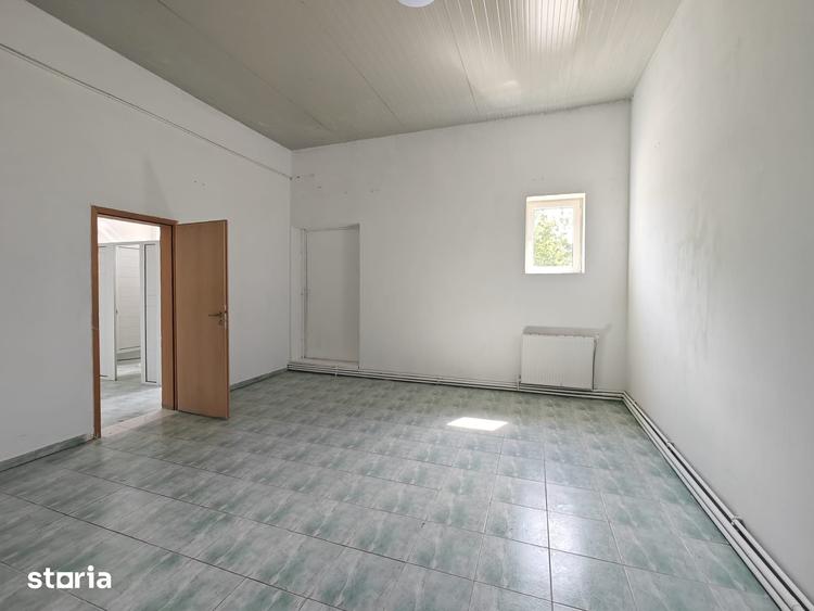 Spațiu comercial, de 663 mp, în Mehala