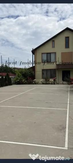 Casă cu 7 camere în Central