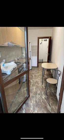 Garsonieră decomandată în Metalurgiei