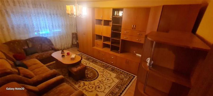 Apartament cu 2 camere decomandat în UTA