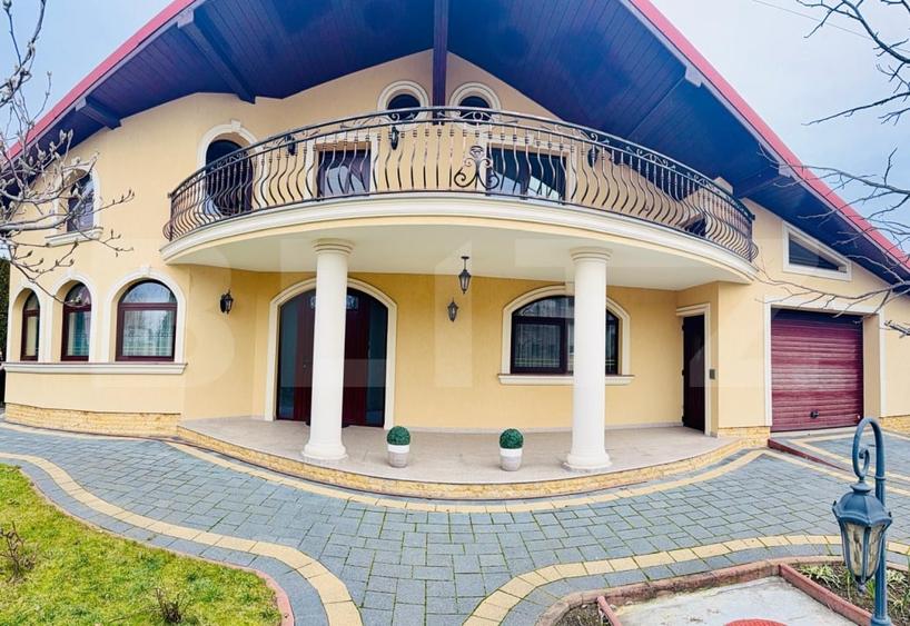 Casă individuală cu 9 camere cu Canalizare în Găești