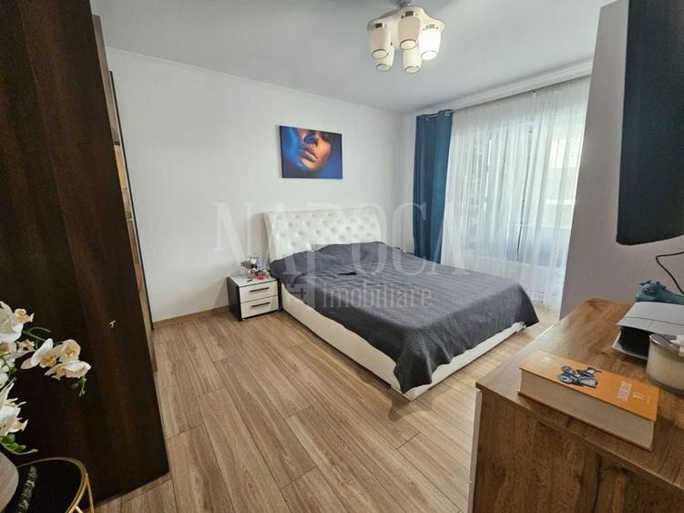 Apartament cu 3 camere semidecomandat în Florești