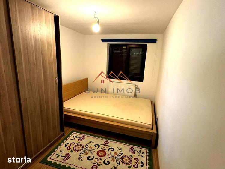 Casă cu 5 camere decomandat cu Teren 304 Mp în Poiana