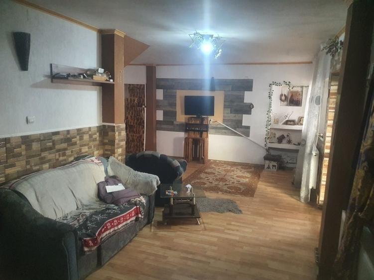 Casă cu 4 camere cu Teren 550 Mp în Beleți