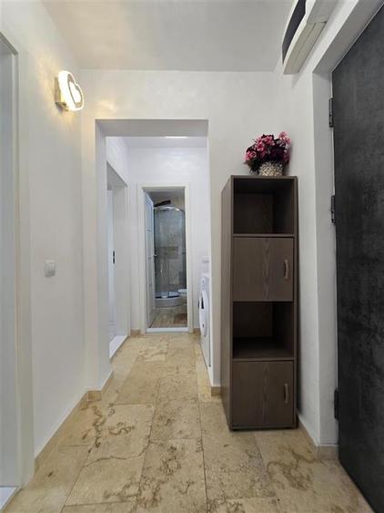 Apartament cu 2 camere decomandat în Podu Roș