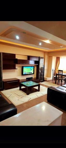 Apartament cu 2 camere decomandat în Barieră