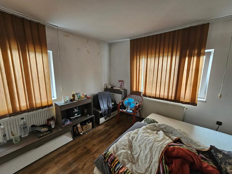Apartament cu 2 camere decomandat în Mircea cel Bătrân