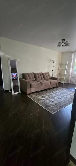 Apartament cu 3 camere în Bucovina