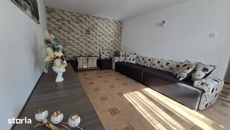 Casă cu 3 camere decomandat cu Teren 627 Mp în Limanu