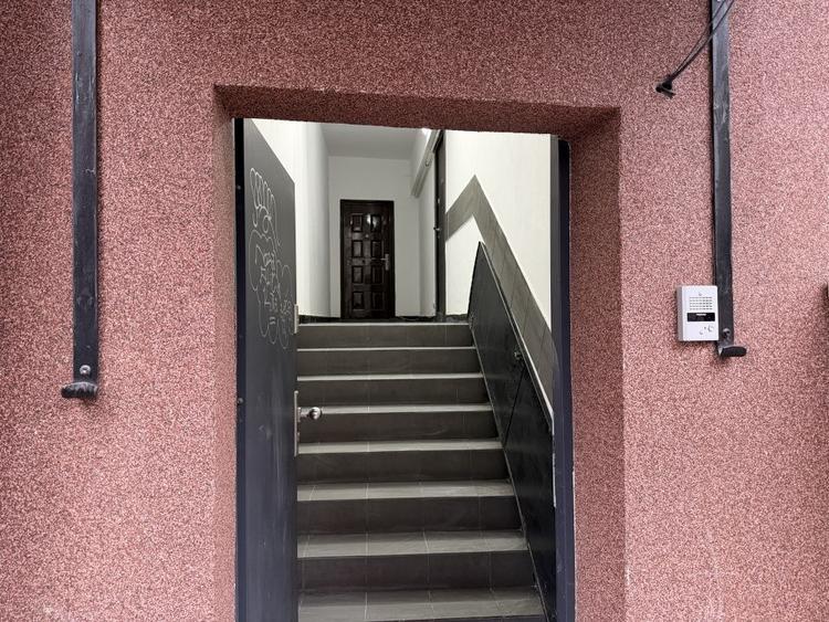 Apartament cu 3 camere în Universitate