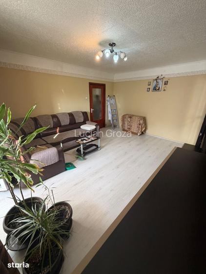 Vanzare apartament 3 camere zona 13 septembrie