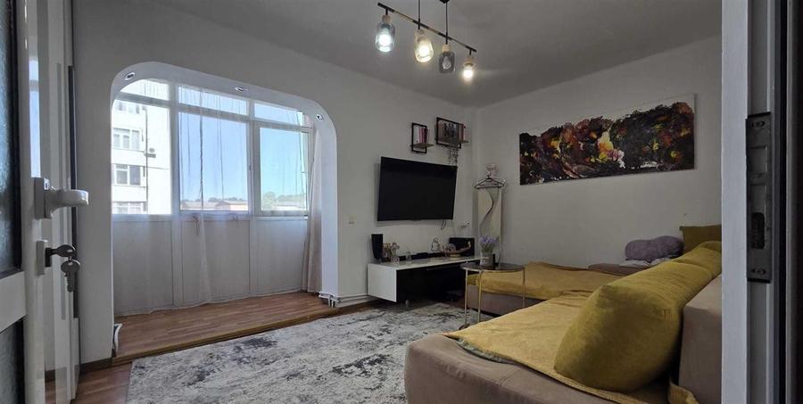 Apartament cu 2 camere decomandat, mobilat în Păcurari